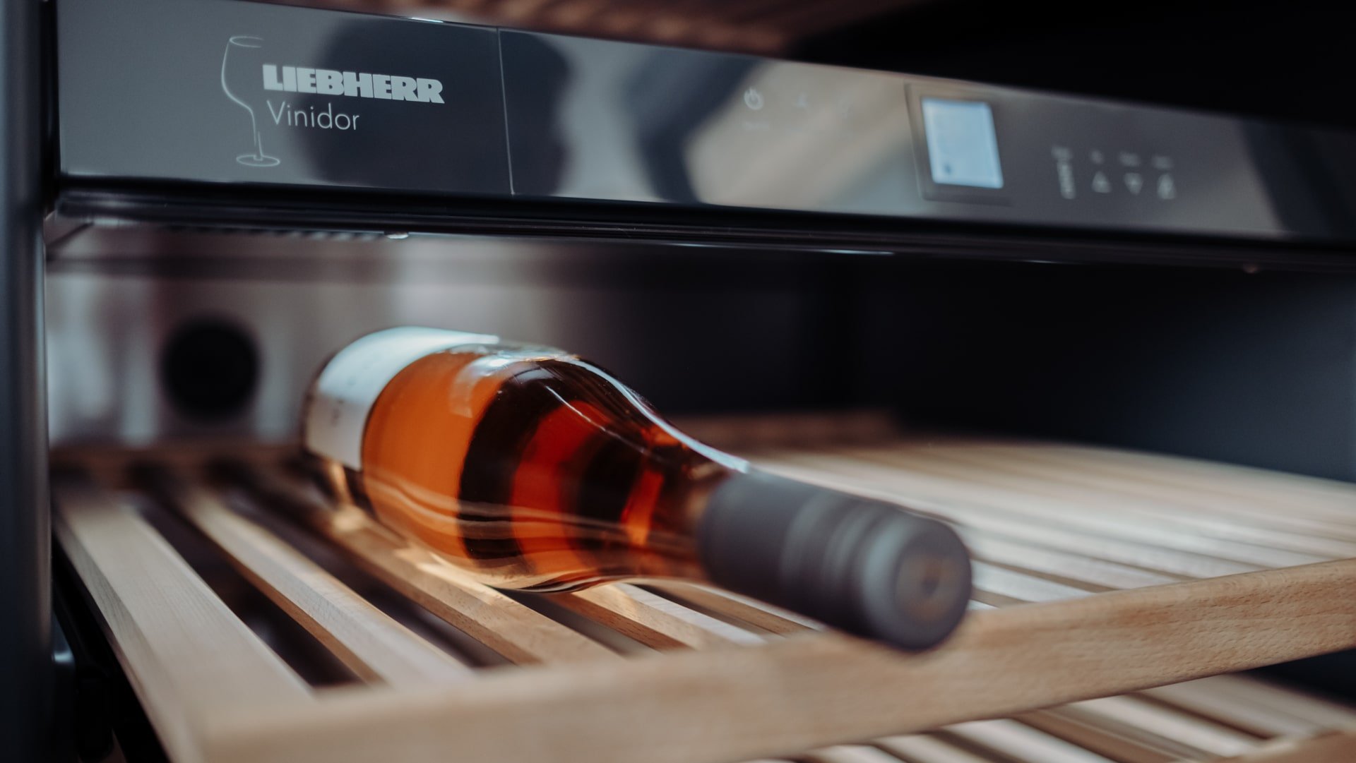 Liebherr Vinidor Weintemperierschrank